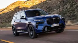 2023-bmw-x7-m60i.webp