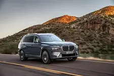 P90457507-the-new-bmw-x7-xdrive40i-04-2022-600px.webp