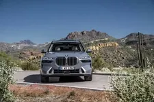 P90457514-the-new-bmw-x7-xdrive40i-04-2022-600px.jpg P90457514-the-new-bmw-x7-xdrive40i-04-2022-600px.jpg