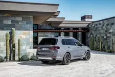 P90457530-the-new-bmw-x7-xdrive40i-04-2022-600px.jpg P90457530-the-new-bmw-x7-xdrive40i-04-2022-600px.jpg