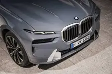 P90457535-the-new-bmw-x7-xdrive40i-04-2022-600px.webp