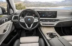 P90457545-the-new-bmw-x7-xdrive40i-04-2022-600px.webp
