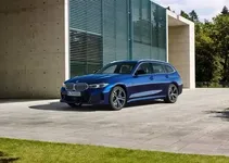 te-blue-metallic-rim-18-styling-848m-05-2022-600px.webp