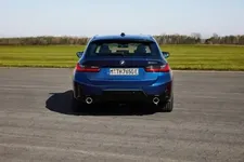 te-blue-metallic-rim-18-styling-848m-05-2022-600px.webp