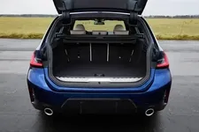 te-blue-metallic-rim-18-styling-848m-05-2022-600px.webp