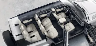2023-Land-Rover-Defender-130-3_1.webp