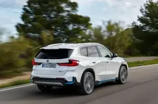 etallic-20-bmw-individual-styling-869i-05-22-600px.webp