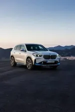 etallic-20-bmw-individual-styling-869i-05-22-600px.webp