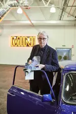6-mini-recharged-and-sir-paul-smith-06-2022-1000px.webp