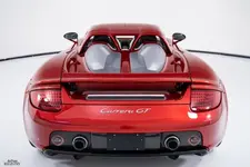 Porsche-Carrera-GT-6 (1).webp
