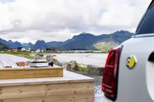 i-cooper-se-countryman-all4-lofoten-06-2022-2250px.webp