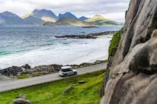 i-cooper-se-countryman-all4-lofoten-06-2022-2249px.webp