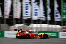 m-schubert-bmw-m4-gt3-sheldon-van-der-linde-2250px.webp