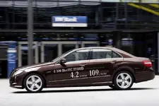 2013 E300 BlueTEC HYBRID 6.webp