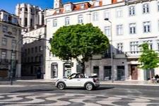 -mini-cooper-se-convertible-one-off-07-2022-2250px.webp