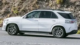 mercedes-amg-gle-55-4matic-2023-fotos-espia-202288835-1659343458_19.webp