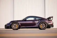 Porsche-911-GT2-RS-1_2.webp