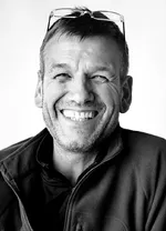 simon_humphries.webp simon_humphries.webp