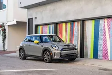 P90474838-mini-cooper-se-09-2022-2250px.webp