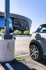 P90474822-mini-cooper-se-09-2022-999px.webp