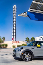 P90474812-mini-cooper-se-09-2022-999px.webp
