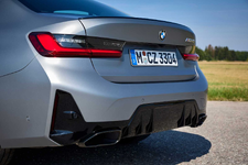 P90479605-the-new-bmw-m340i-xdrive-09-2022-2249px.webp