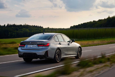 P90479622-the-new-bmw-m340i-xdrive-09-2022-2249px.webp