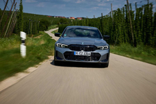 P90479643-the-new-bmw-m340i-xdrive-09-2022-2250px.webp