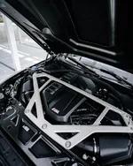BMW-m4-csl-black-sapphire-05.webp