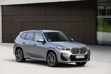 P90479772-bmw-ix1-xdrive30-09-2022-2248px.webp