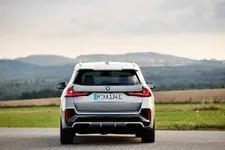 P90479777-bmw-ix1-xdrive30-09-2022-2248px.webp