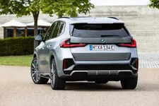 P90479783-bmw-ix1-xdrive30-09-2022-2249px.webp