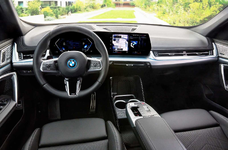 P90479839-bmw-ix1-xdrive30-09-2022-2276px.webp