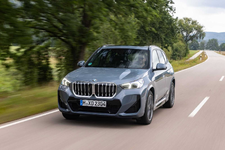 P90479920-bmw-x1-xdrive-23i-09-2022-2248px.webp