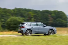 P90479929-bmw-x1-xdrive-23i-09-2022-2248px.webp
