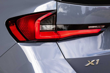 P90479912-bmw-x1-xdrive-23i-09-2022-2248px.webp