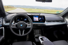 P90479913-bmw-x1-xdrive-23i-09-2022-2273px.webp
