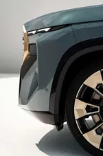 P90478597-the-first-ever-bmw-xm-999px.webp