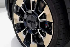 P90478599-the-first-ever-bmw-xm-2250px.webp