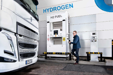 e-transport-logistics-using-hydrogen-trucks-2246px.webp