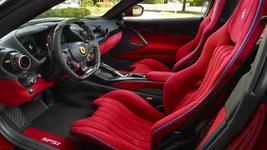 ferrari_sp51_8.webp
