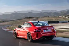 482720-the-all-new-bmw-m2-racetrack-10-2022-2250px.webp