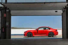 P90481923-the-all-new-bmw-m2-static-10-2022-2250px.webp