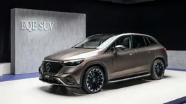 2024-mercedes-benz-eqe-suv-exterior-front-quarter.webp