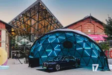 udapest-2022-with-bmw-group-hungary-10-2022-2249px.webp