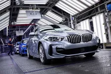 unnel-in-the-finish-area-of-assembly-10-202-2250px.webp