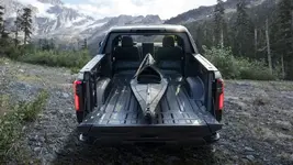 107138349-2024-Sierra-EV-Denali-Edition-1-05.webp