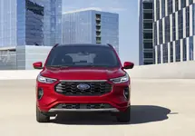 2023 Ford Escape ST-Line Elite_Rapid Red_07.webp