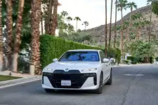 w-bmw-760i-on-location-palm-springs-10-2022-2250px.webp