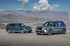 new-bmw-x7-on-location-palm-springs-10-2022-2250px.webp